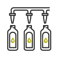 foto de botellas llenándose de aceite